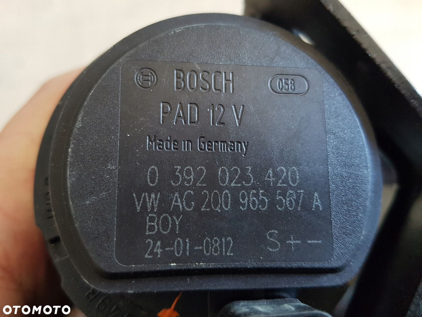 VAG pompa wody dodatkowa przewód wąż 0392023420 3Q0122058G - 3