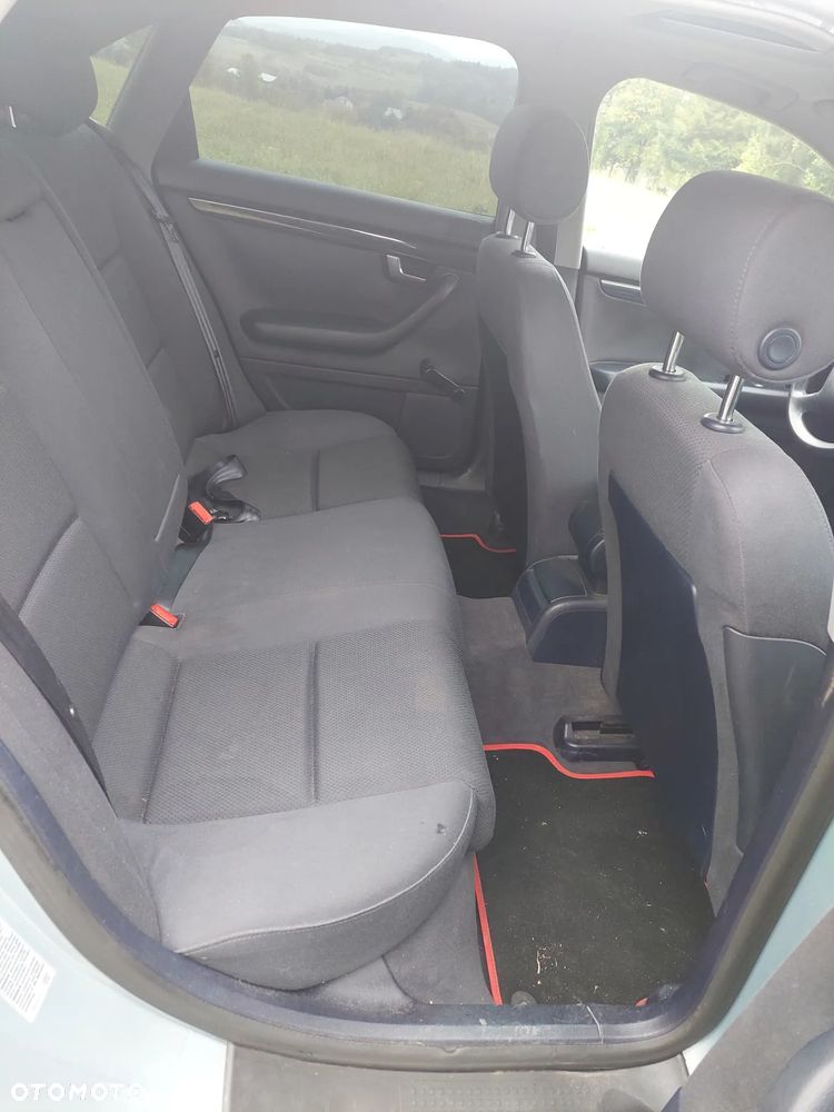 Audi A4 Avant - 6