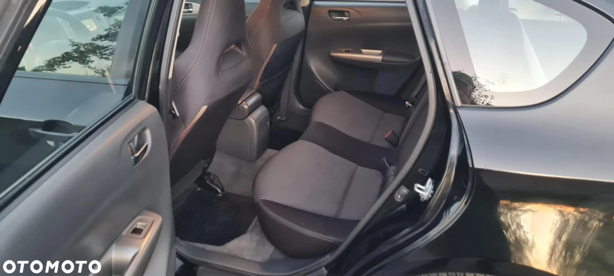 Subaru Impreza - 27
