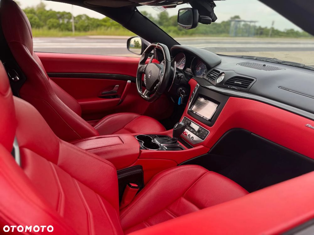 Maserati GranTurismo S Automatik - 17
