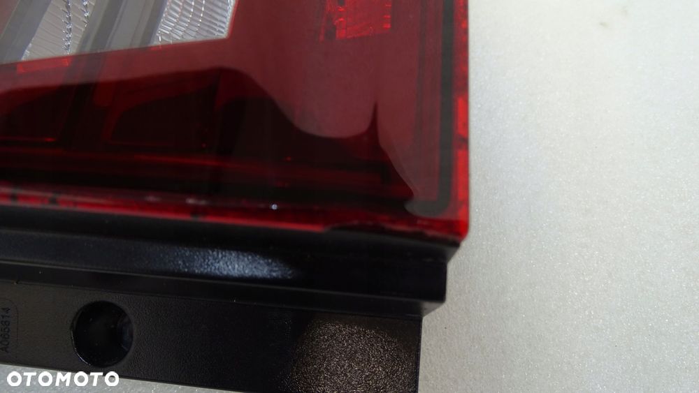 VW T6 7LA MULTIVAN LIFT - lampa tylna prawa LED - 3