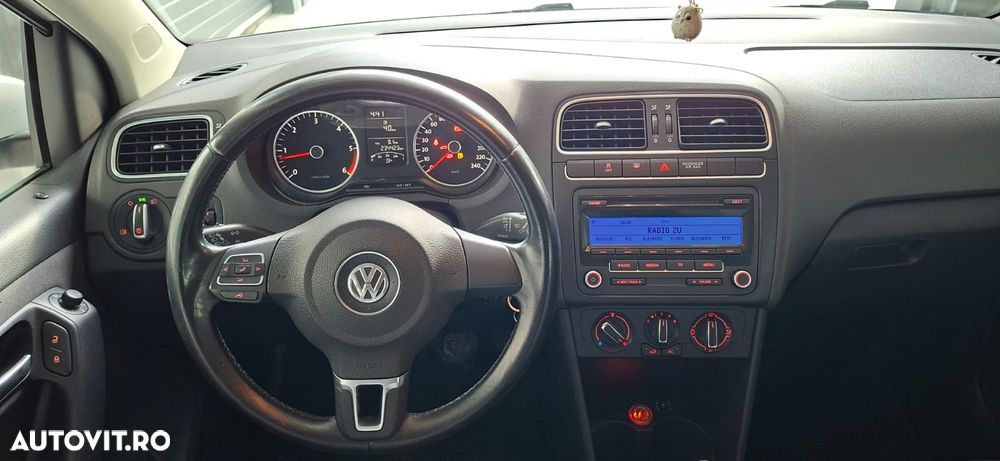 Volkswagen Polo - 27