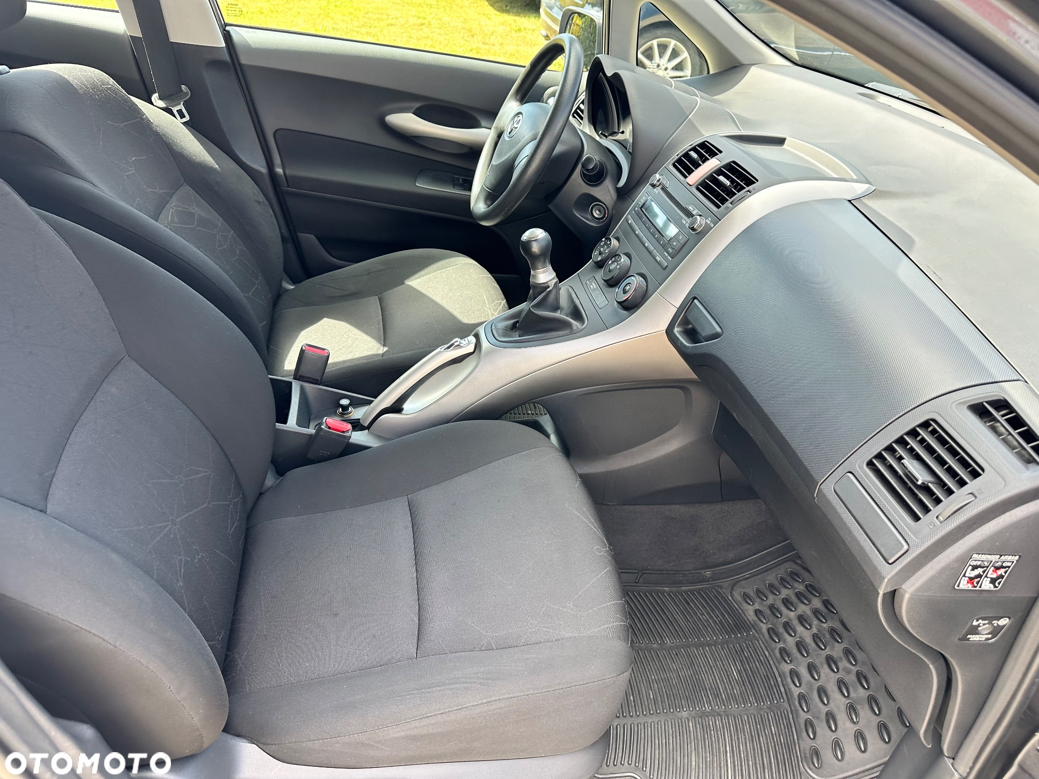 Toyota Auris 1.4 VVT-i Luna - 32
