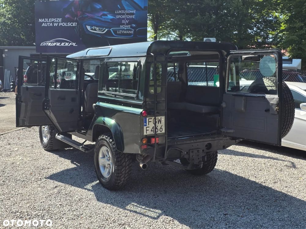 Land Rover Defender 110 SE - 10