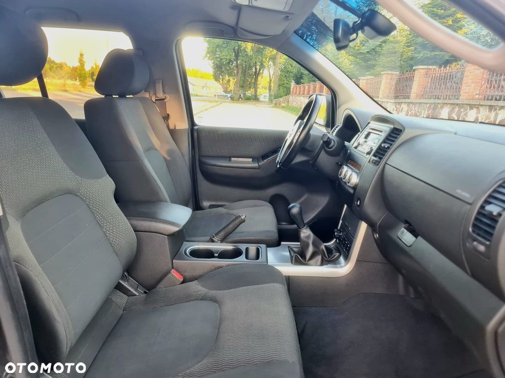 Nissan Pathfinder 2.5 dCi Platinum - 24