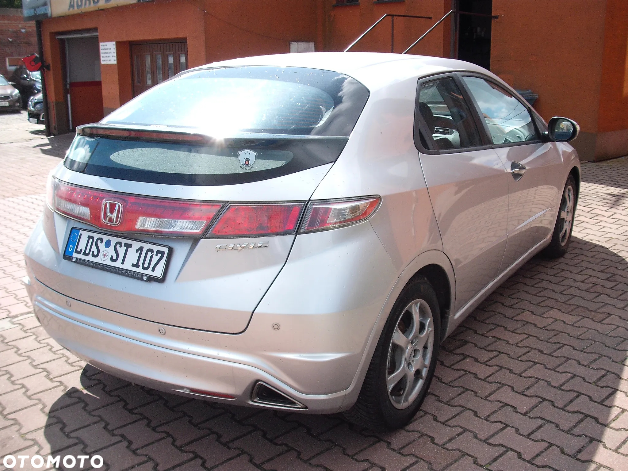Honda Civic - 4