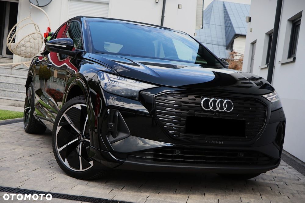 Audi Q4 Sportback e-tron - 4
