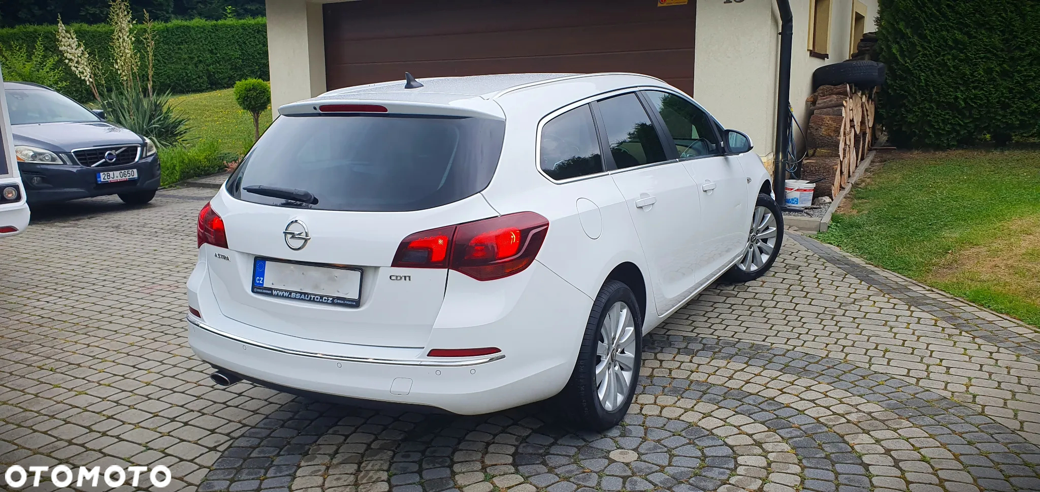 Opel Astra 2.0 CDTI Exklusiv - 28