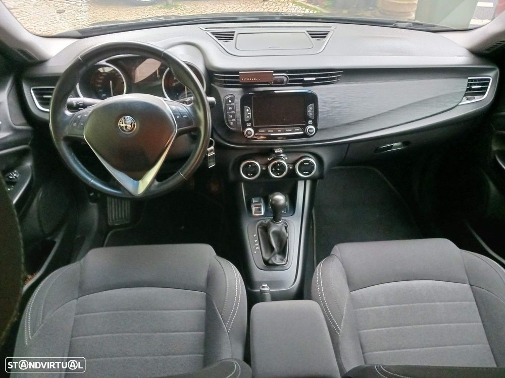 Alfa Romeo Giulietta 1.6 JTDM Super TCT - 10