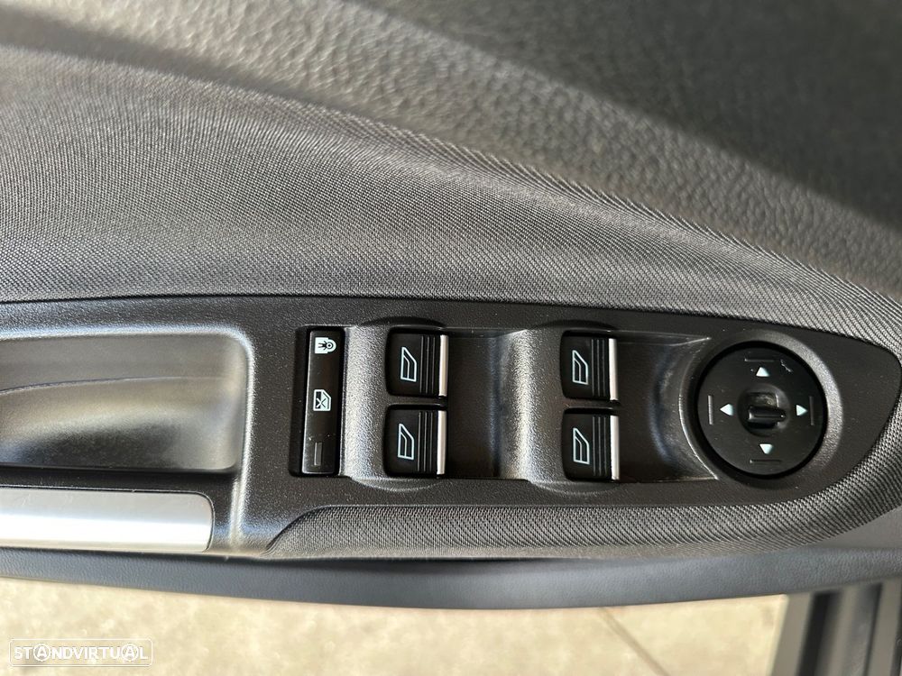 Ford C-Max 1.5 TDCi Titanium S/S - 11