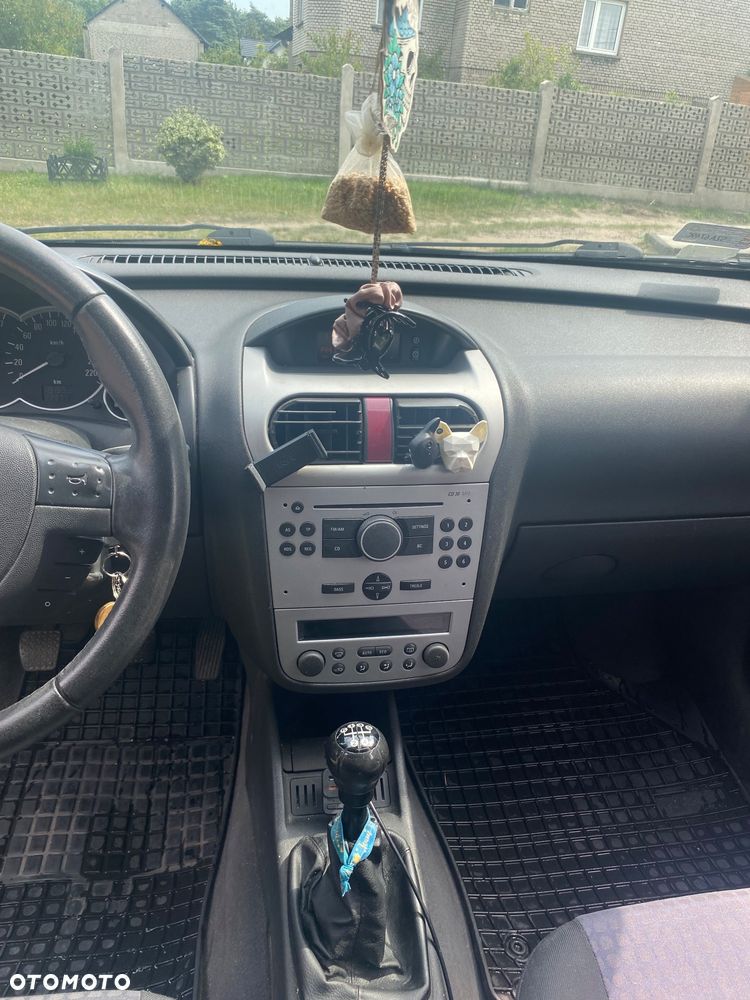 Opel Corsa - 6