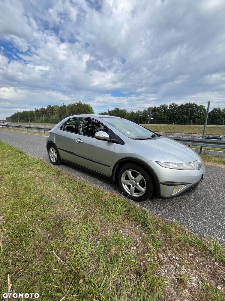Honda Civic 1.4i-DSi - 2