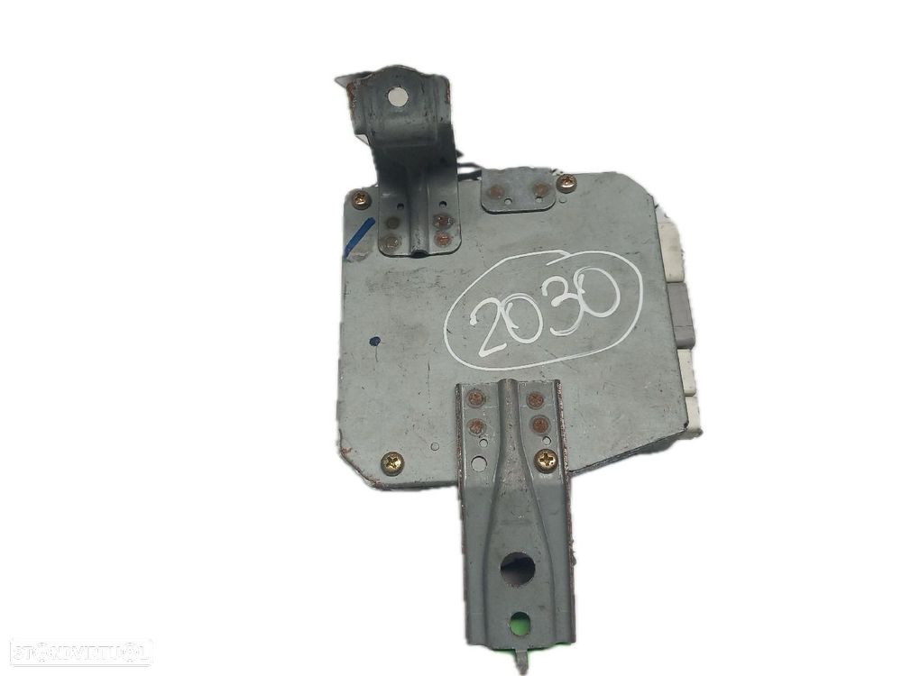 Módulo Eletrónico Toyota Corolla (_E12_) - 2