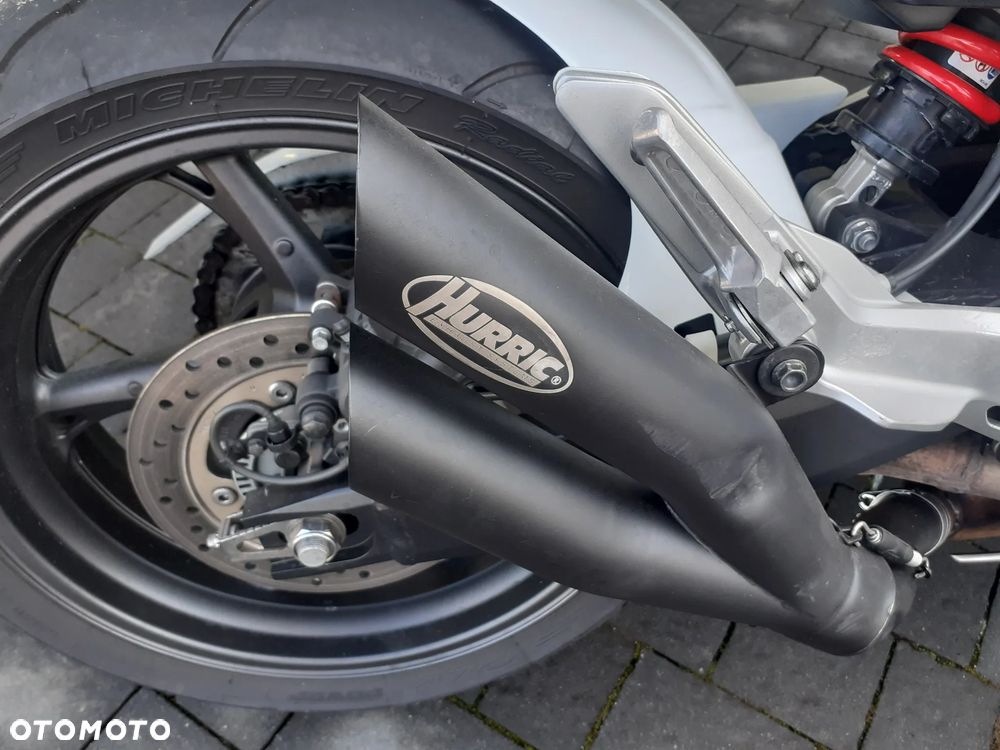 Honda Hornet - 7