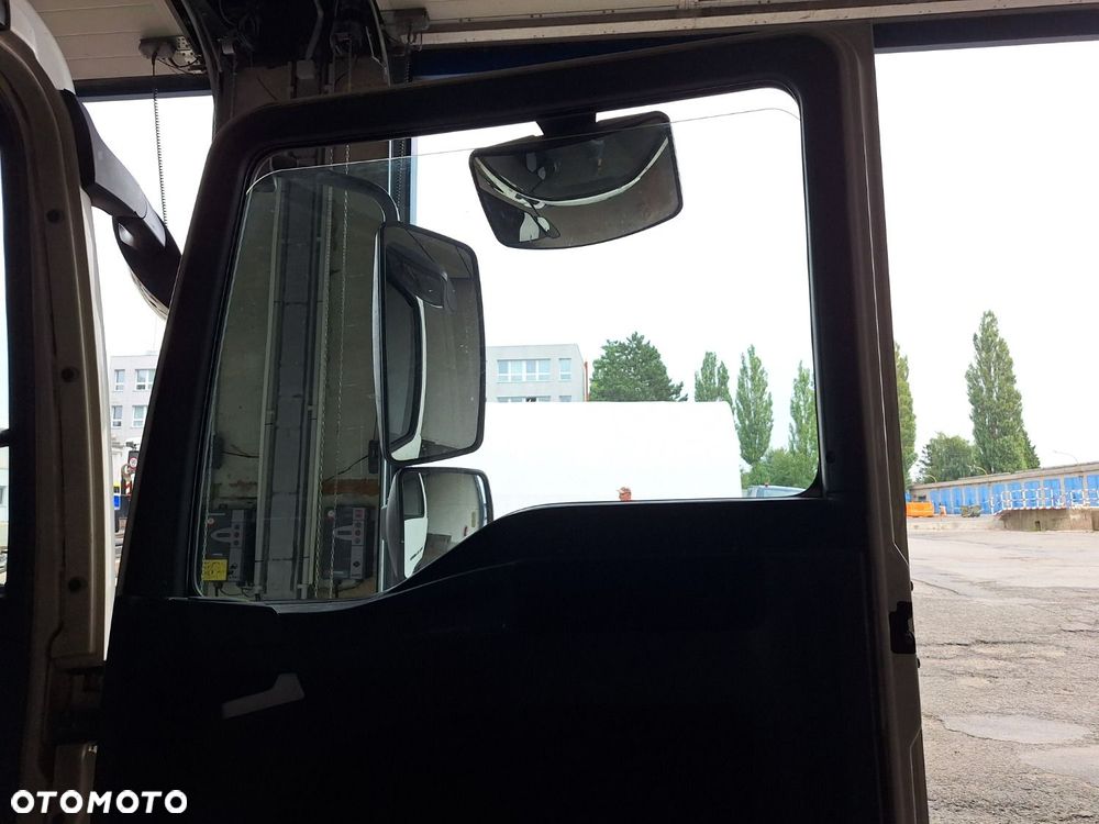 MAN Tgl 8.180 4X2 Bb + Hr - 31