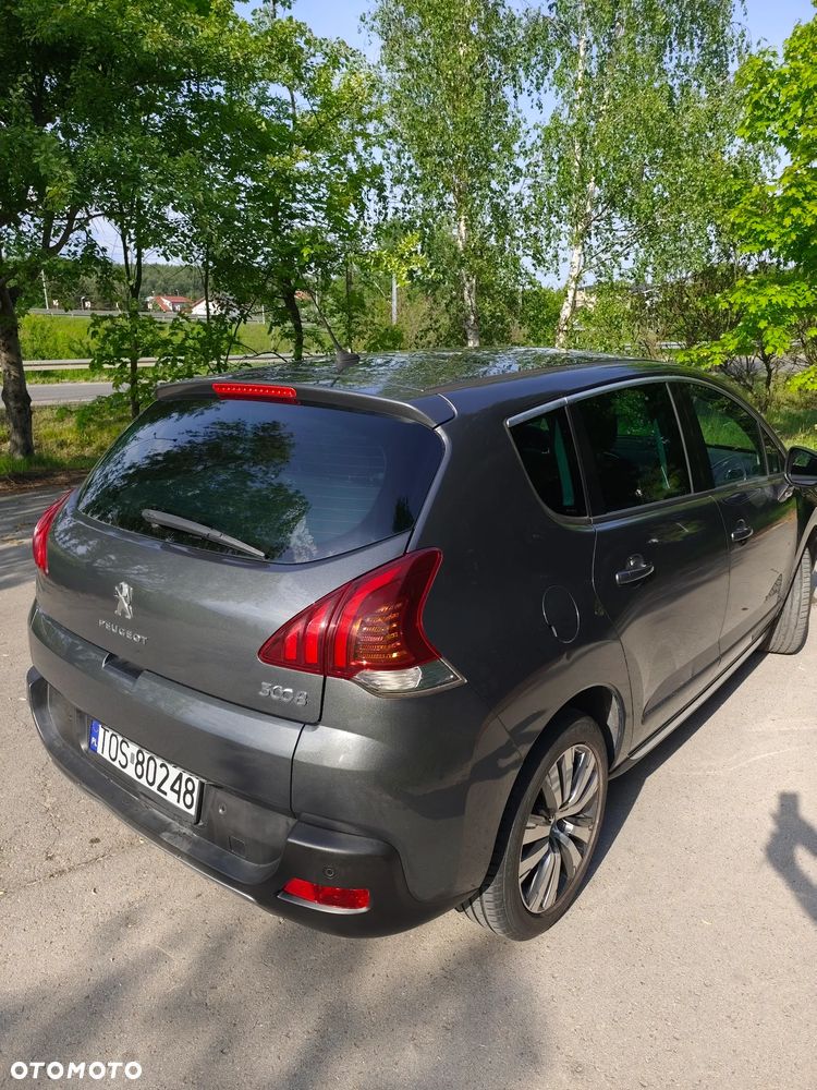 Peugeot 3008 HDi 150 Allure - 8