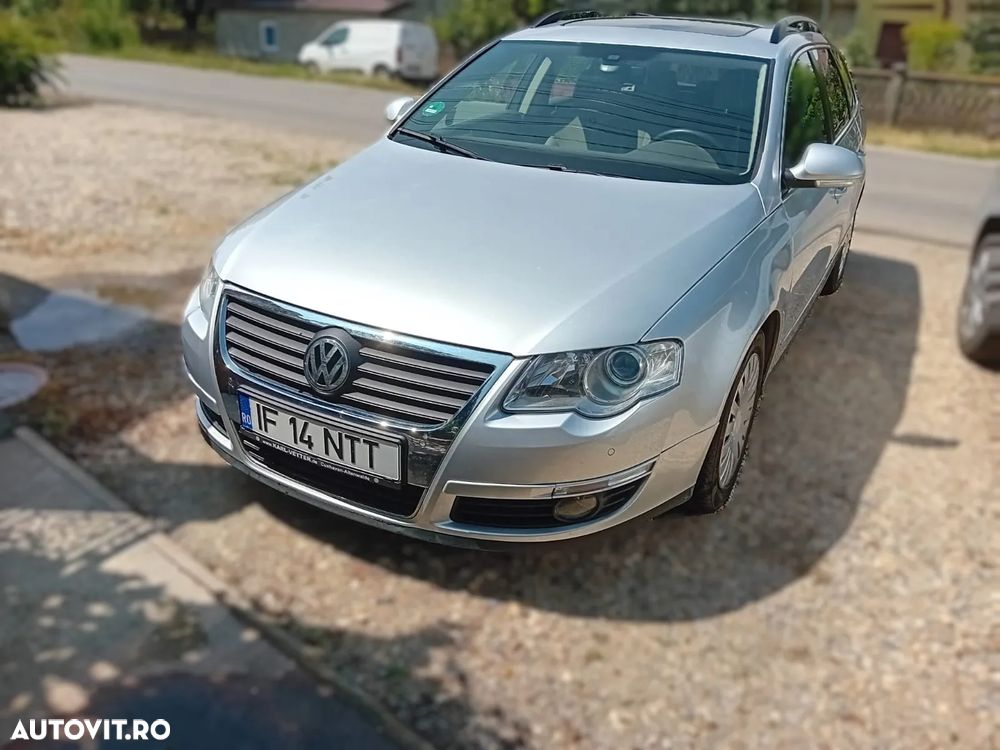 Volkswagen Passat - 1