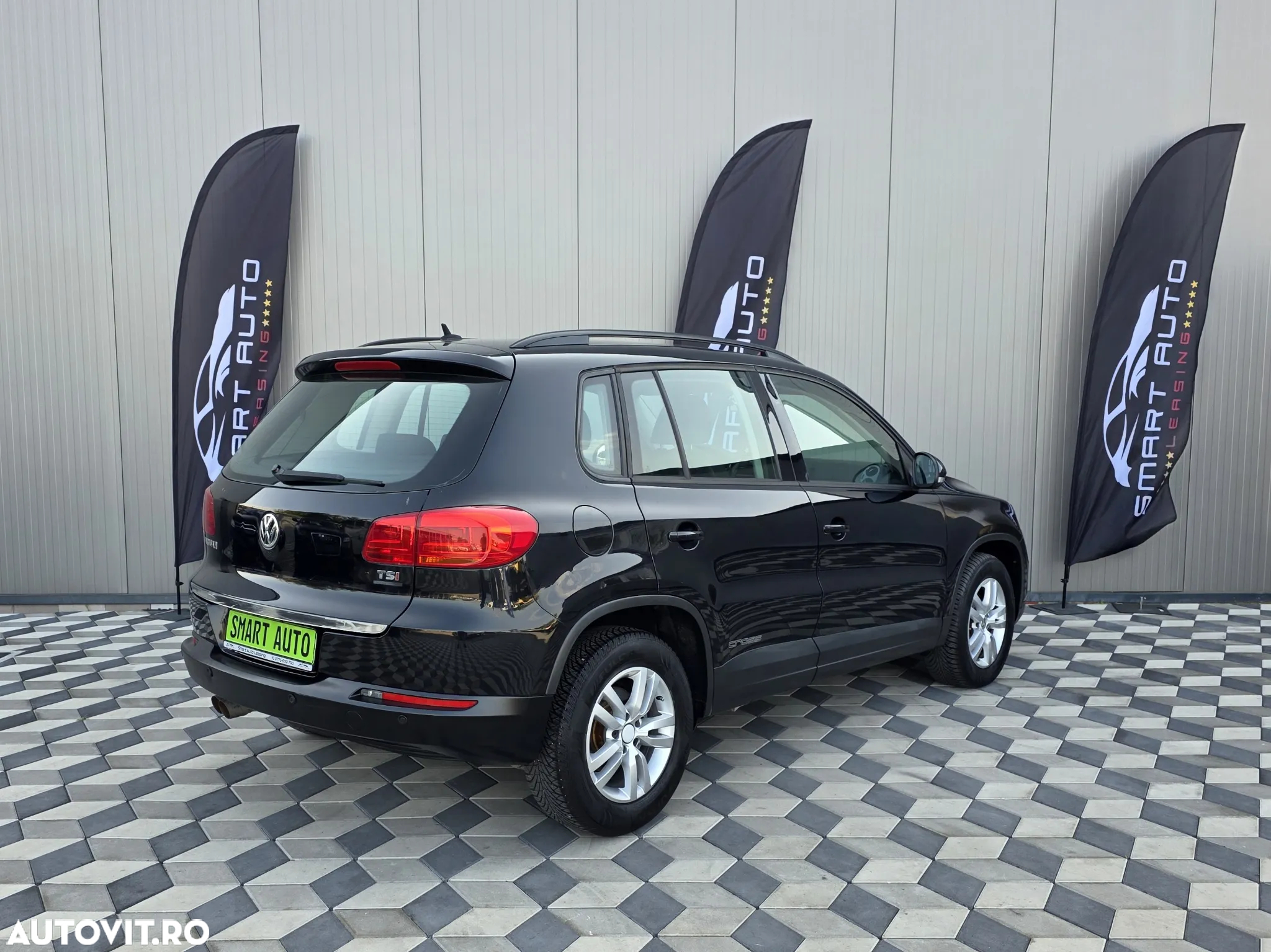 Volkswagen Tiguan 1.4 TSI BlueMotion Technology Trend & Fun - 4