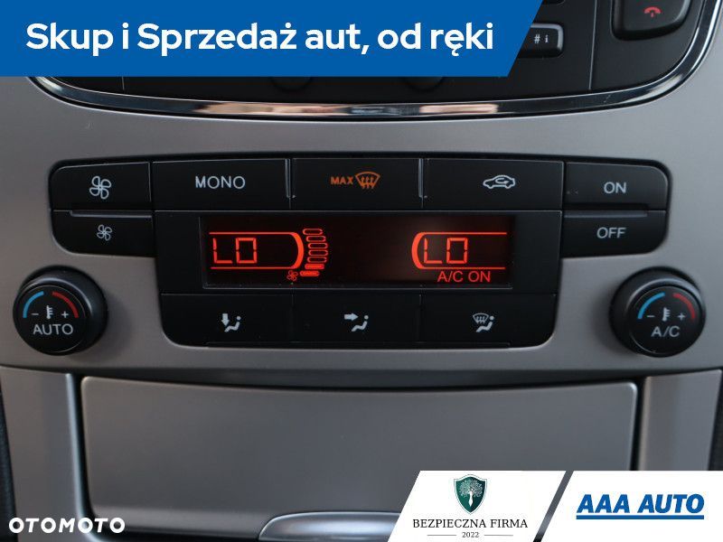 Ford S-Max - 15
