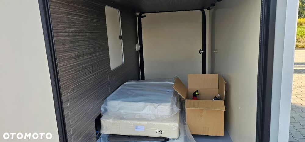 McLOUIS NEVIS 873 - INTEGRA - KAMPER - 10