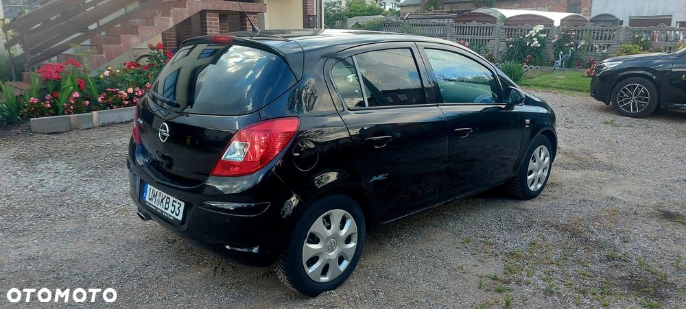 Opel Corsa - 8