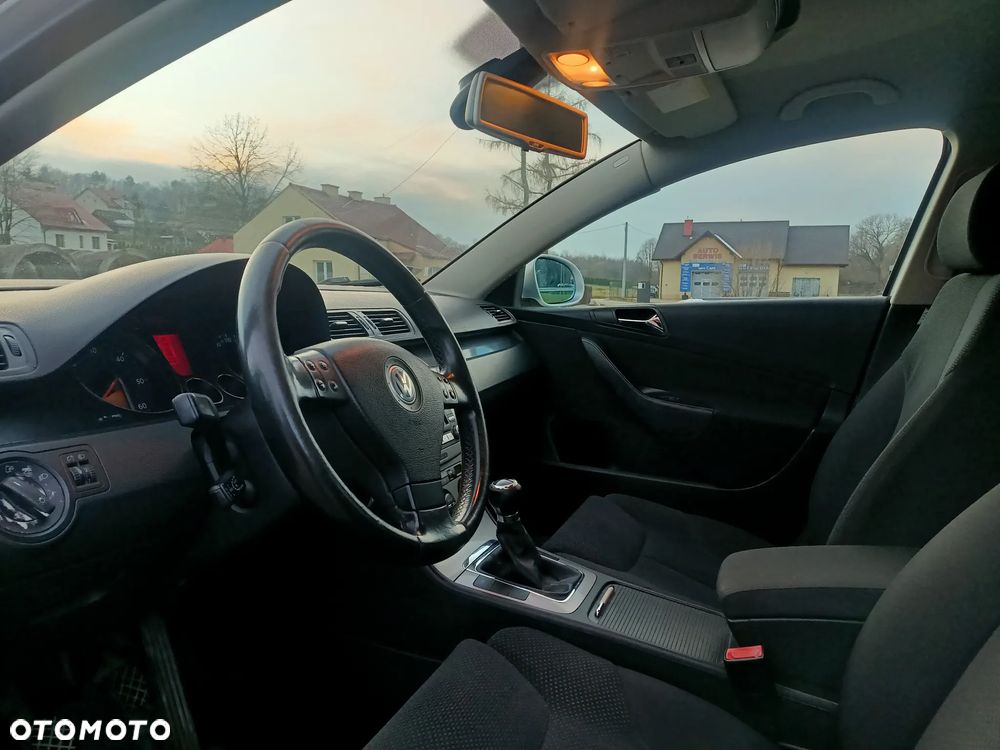 Volkswagen Passat Variant 2.0 TDI DPF Comfortline - 12