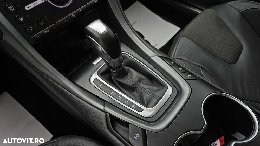 Ford Mondeo 2.0 TDCi Powershift AWD Titanium - 17