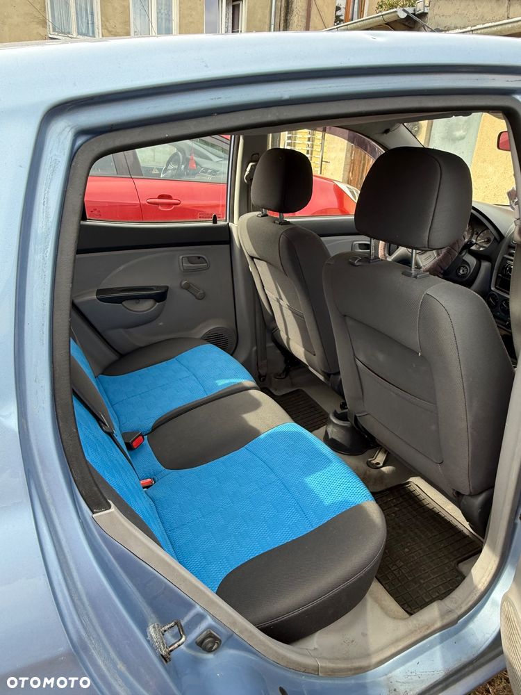 Kia Picanto - 8