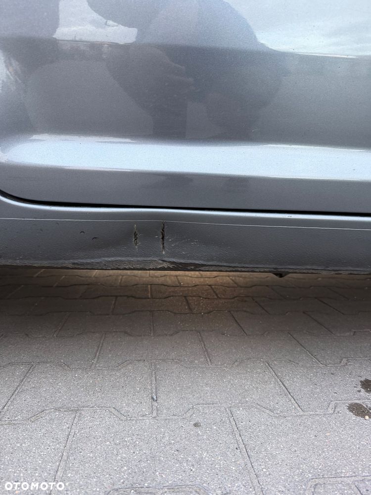 Volkswagen Touran 1.9 TDI Basis DSG - 13