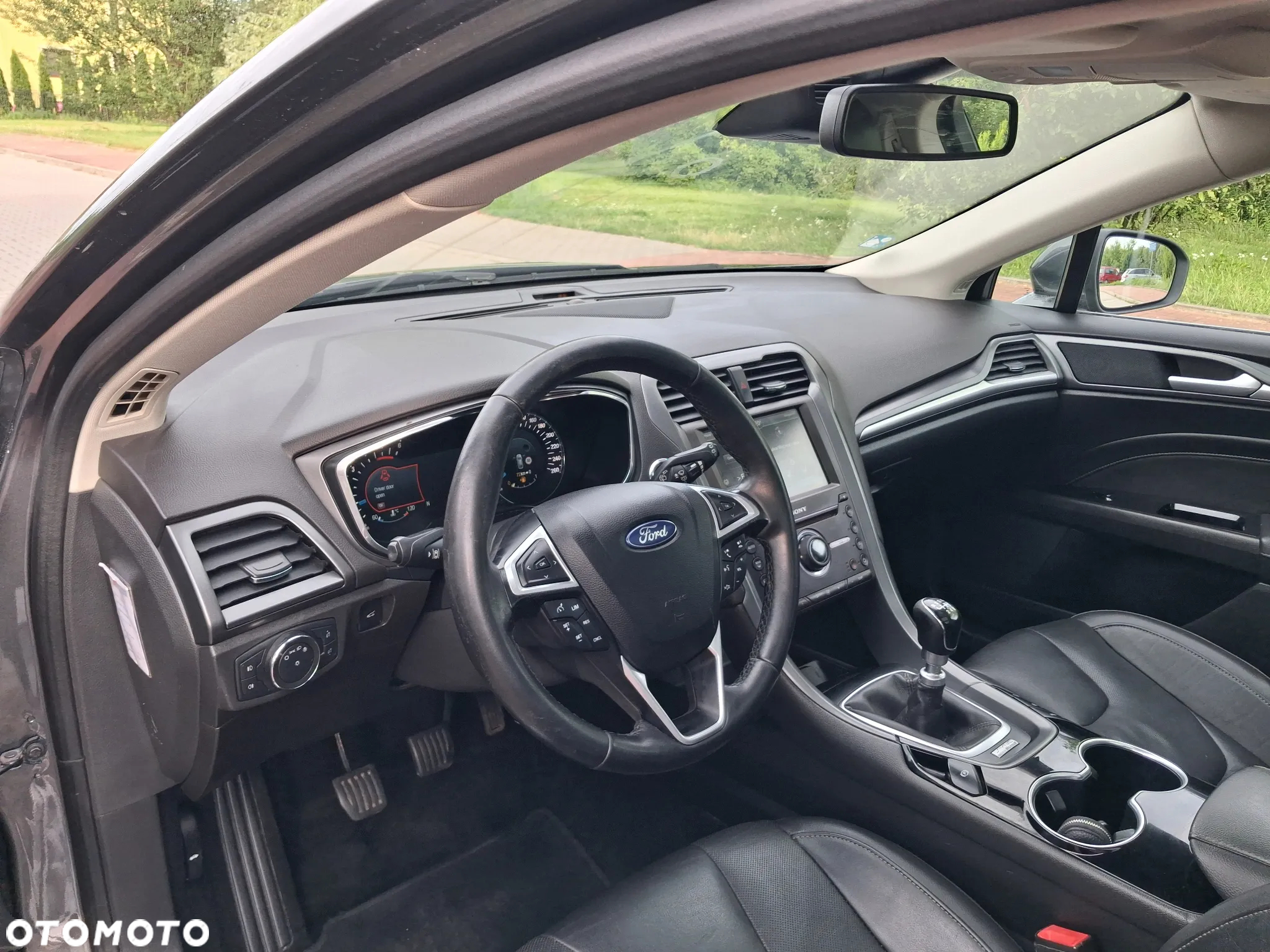 Ford Mondeo 2.0 EcoBlue Titanium - 14