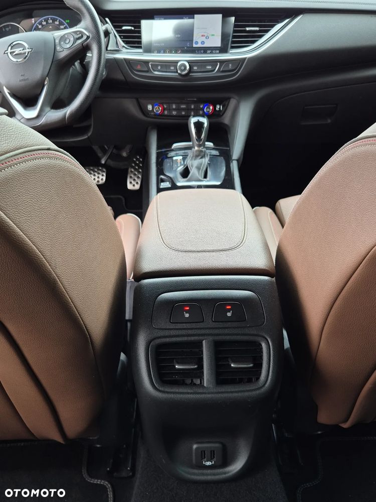 Opel Insignia - 20