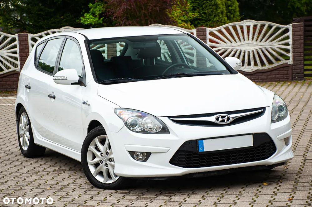Hyundai i30 1.6 CRDI blue Classic - 1