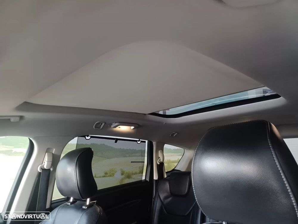 Ford S-Max 2.0 TDCi Titanium - 22