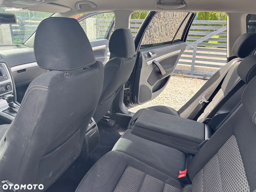 Skoda Octavia 2.0 TDI DSG Ambiente - 17
