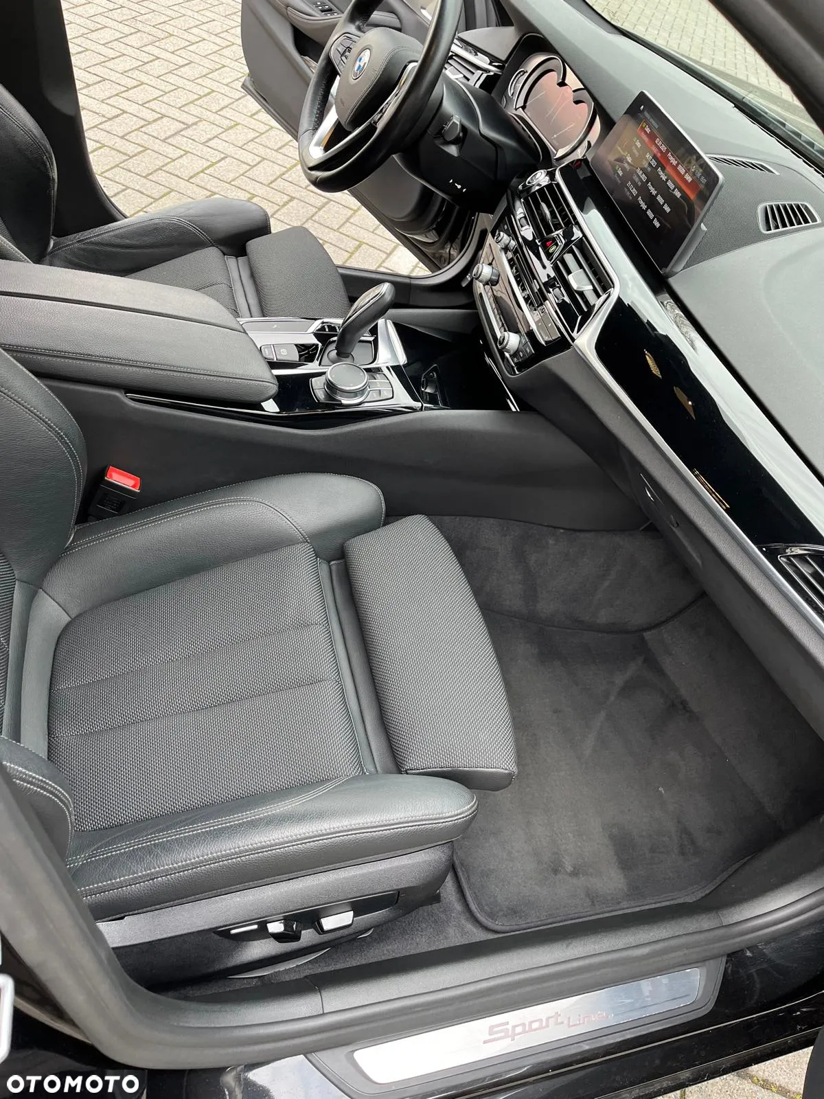 BMW Seria 5 530i GPF Sport Line sport - 20