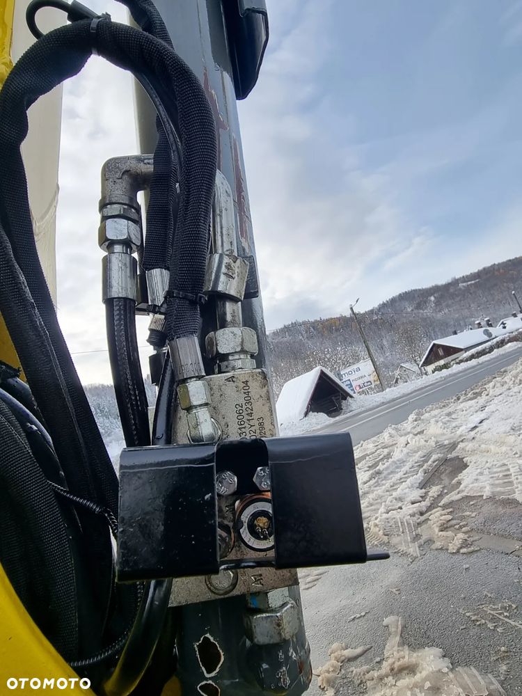 Wacker Neuson EZ38 koparka 4tony 2018r 1289h Import Norwegia-Maszyna JAK NOWA aktualna DEKRA 2026r. silnik Yanmar. dodatkowa linia Hydr. Zamki na tłokach. Szybko-złącze Hydra. 2 łyżki. Zero luzów wycieków. Okazja! - 17