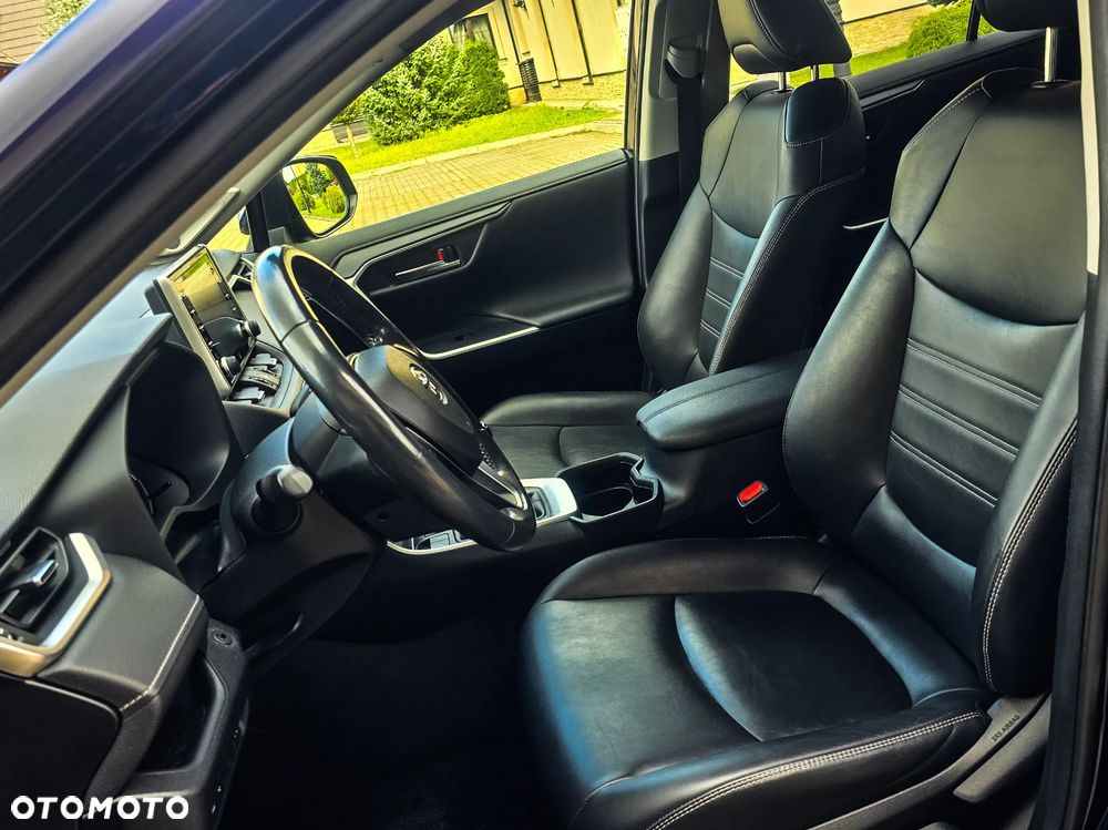 Toyota RAV4 - 12