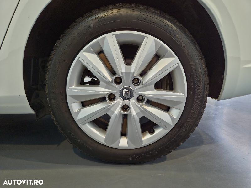 Renault Megane TCe 114 GPF Life - 8