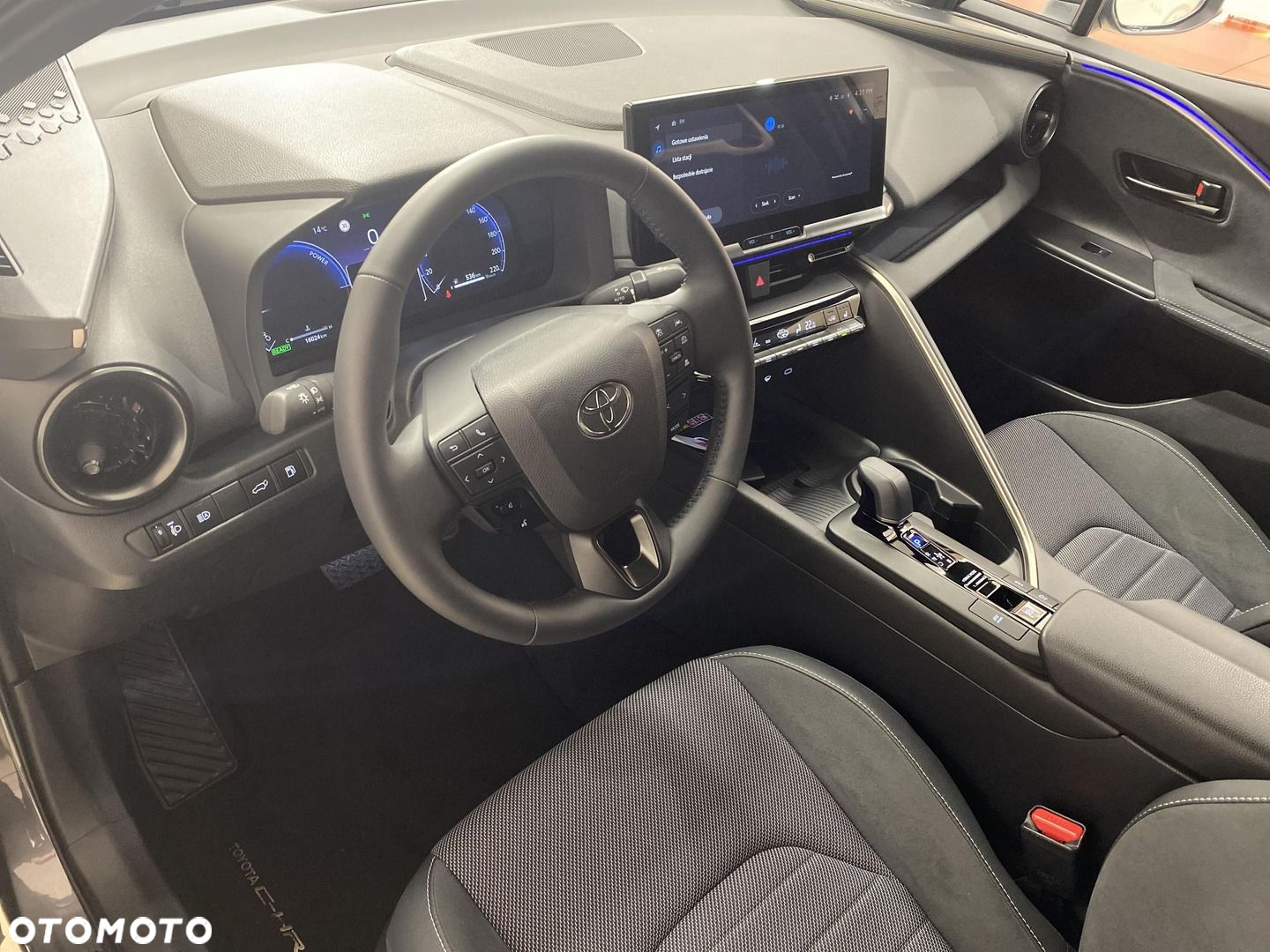 Toyota C-HR - 10