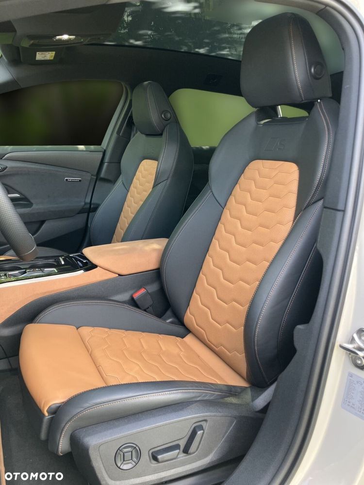 Audi A6 Avant e-tron - 14