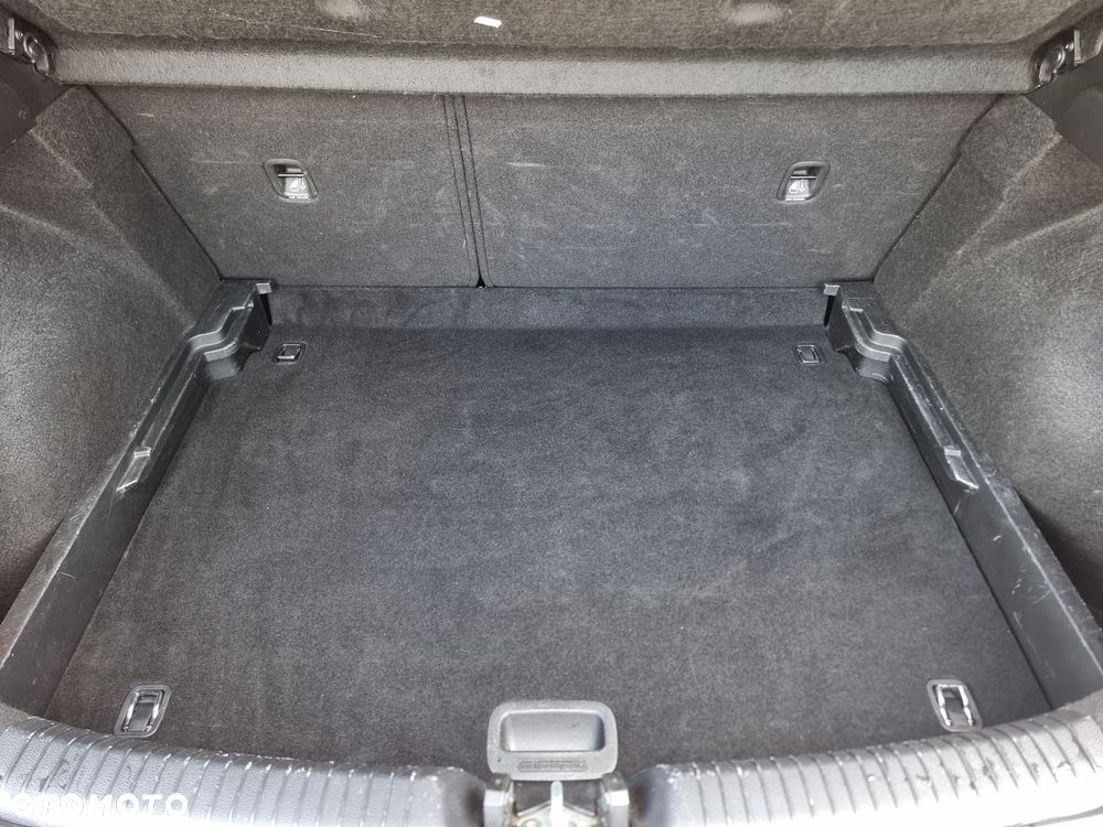 Hyundai i30 1.6 D GET - 25