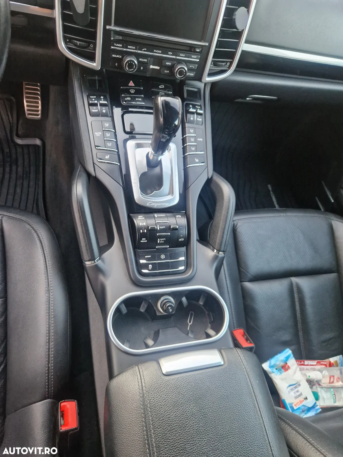Porsche Cayenne 3.0 L - 11