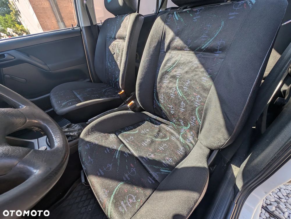 Volkswagen Golf 1.9 GL TDI - 11