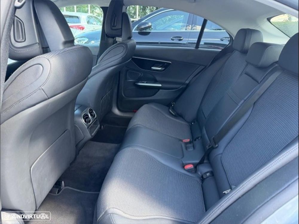 Mercedes-Benz C 300 de Avantgarde - 8