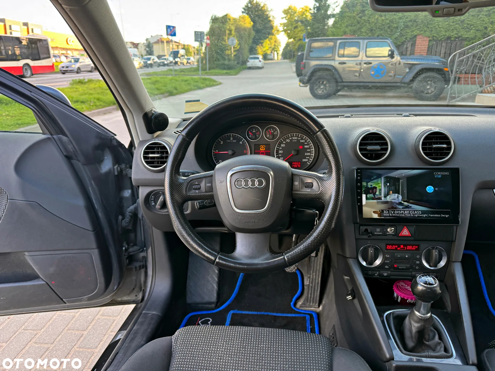 Audi A3 Sportback 2.0 TDI DPF quattro Ambiente - 17