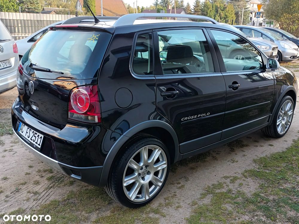 Volkswagen Polo Cross 1.6 - 16