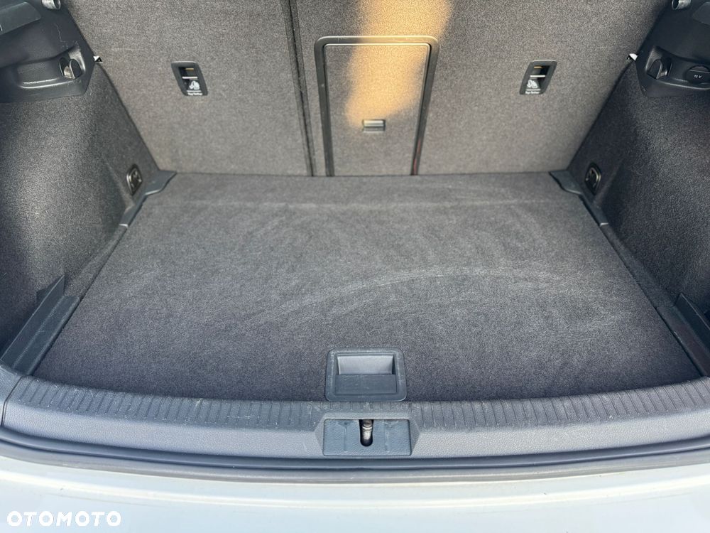 Volkswagen Golf 1.4 TSI BlueMotion Technology Cup - 25