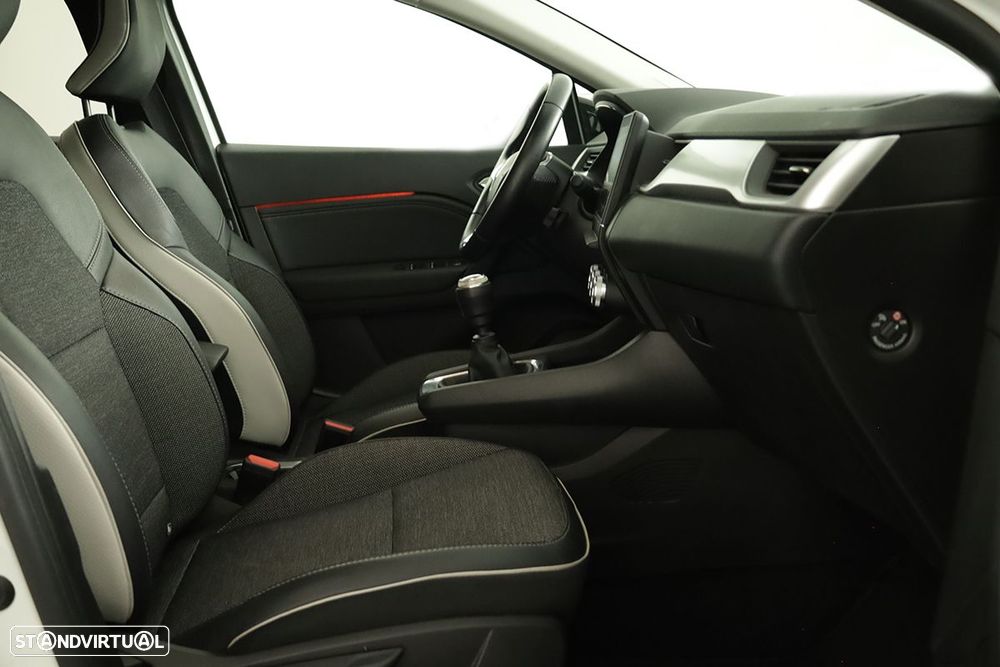 Renault Captur 1.0 TCe Techno Bi-Fuel - 22