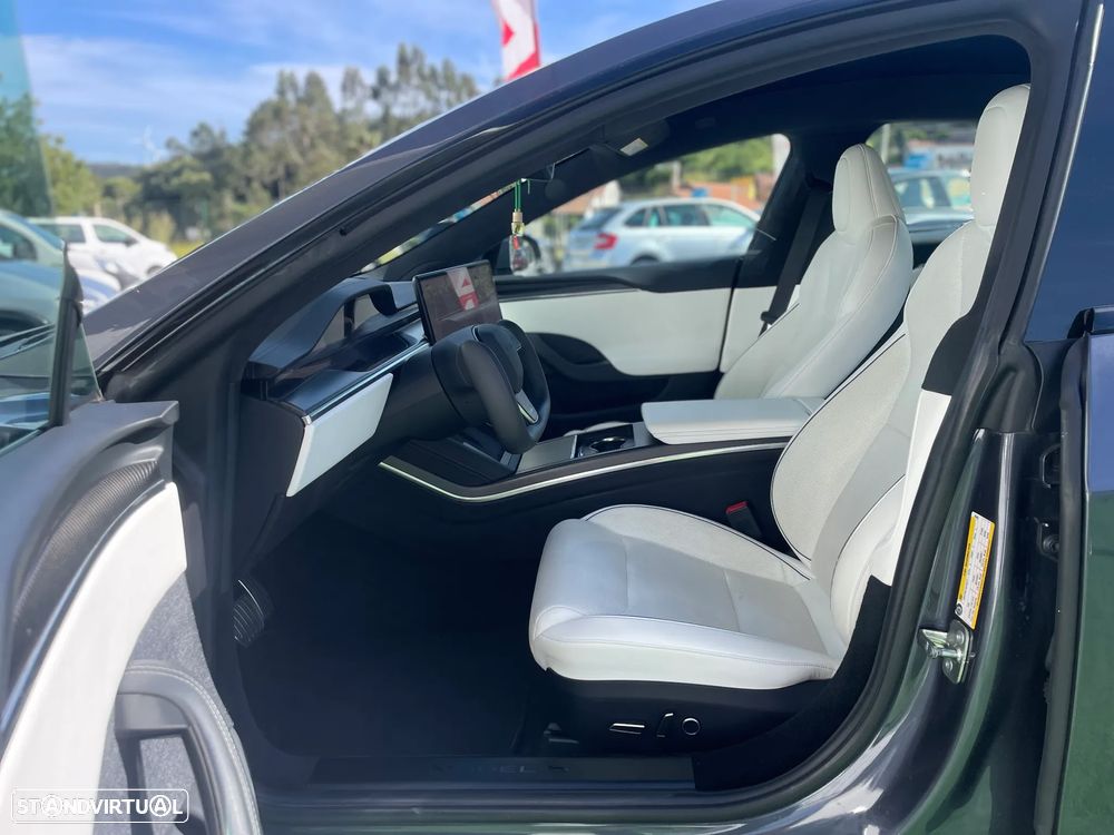 Tesla Model S Plaid AWD - 13