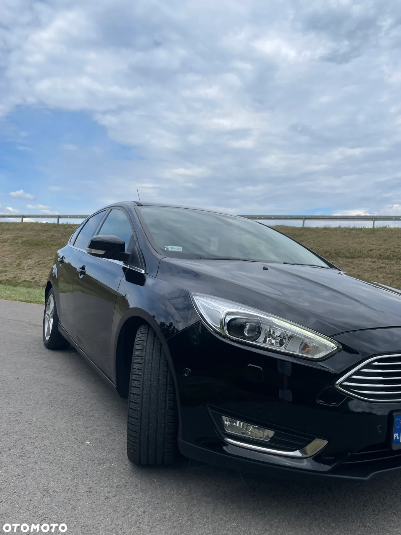 Ford Focus 1.5 EcoBoost Titanium ASS - 3